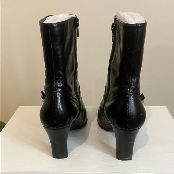 Nine West Women’s Leather Black Heeled Square Toe Boots Size 7.5 - Picture 4 of 10
